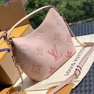 Louis Vuitton Marshmallow Hobo bag