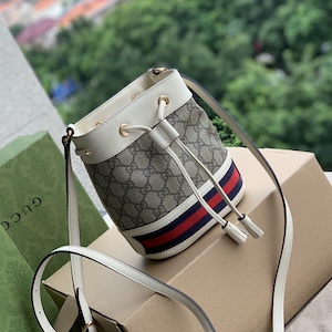 Gucci bucket bag